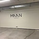 Mark'S Place Luxury Apartment With Free Private Garage Lägenhet *