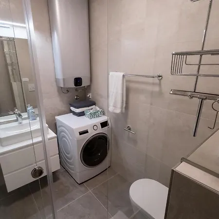 Maan Bz15 Luxury Apartment