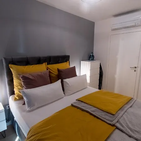 Maan Bz15 Luxury Apartment